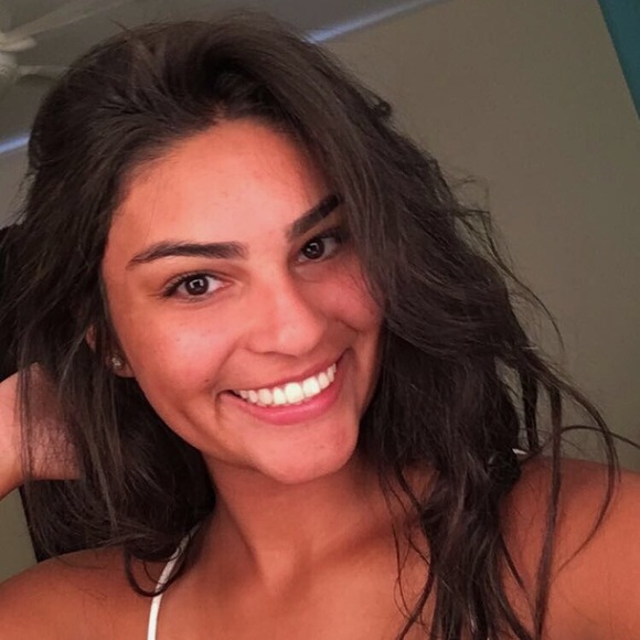 Meet your Posher, Brianna - Picture 1 of 1