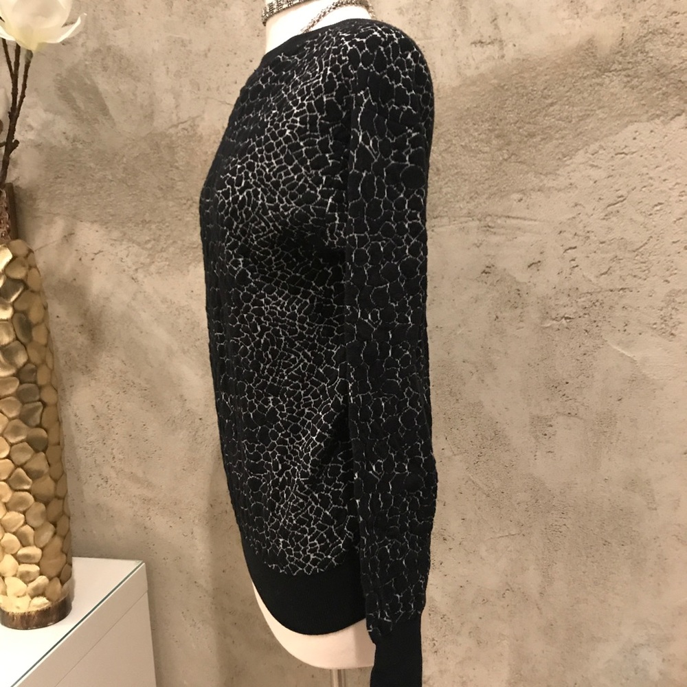 Halogen sweater. - Picture 2 of 3