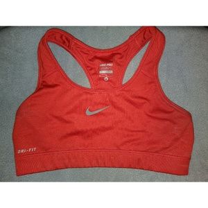 Nike Pro sports bra