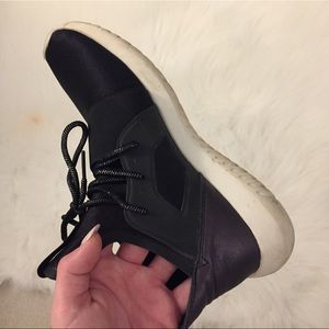 adidas tubular defiant