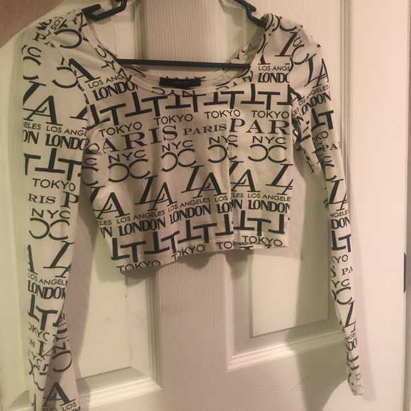 Printed Crop Top - Picture 1 of 2