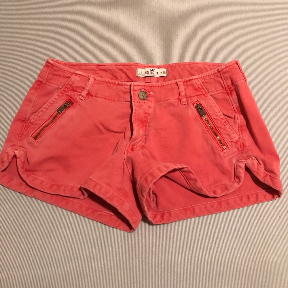 Coral Hollister shorts