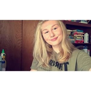 Meet your Posher, Alexi