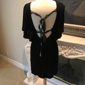 Sequence tied blackless dress