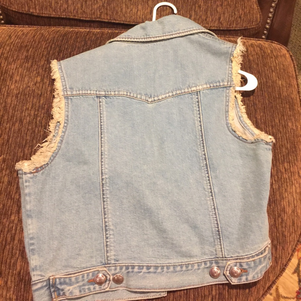 Denim cutoff vest - Picture 4 of 4