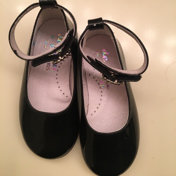 Infant shoes - Picture 1 of 4