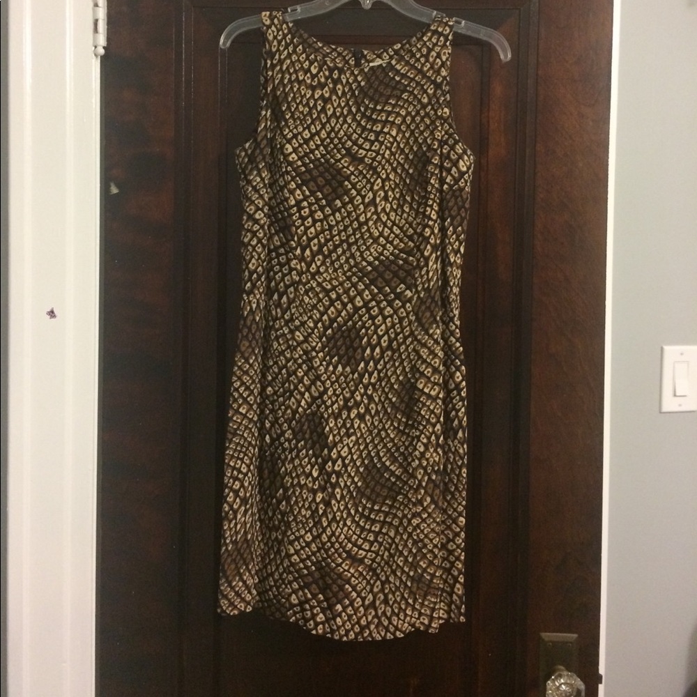 Dress lined