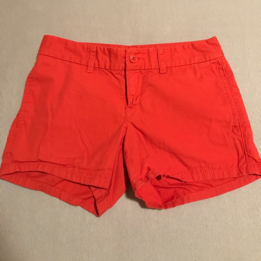 Gap orange/red shorts