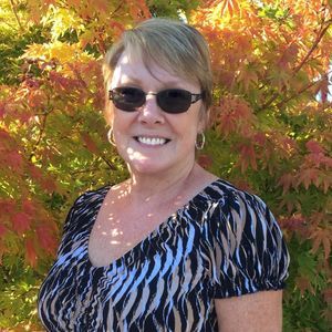 Meet your Posher, Delcie