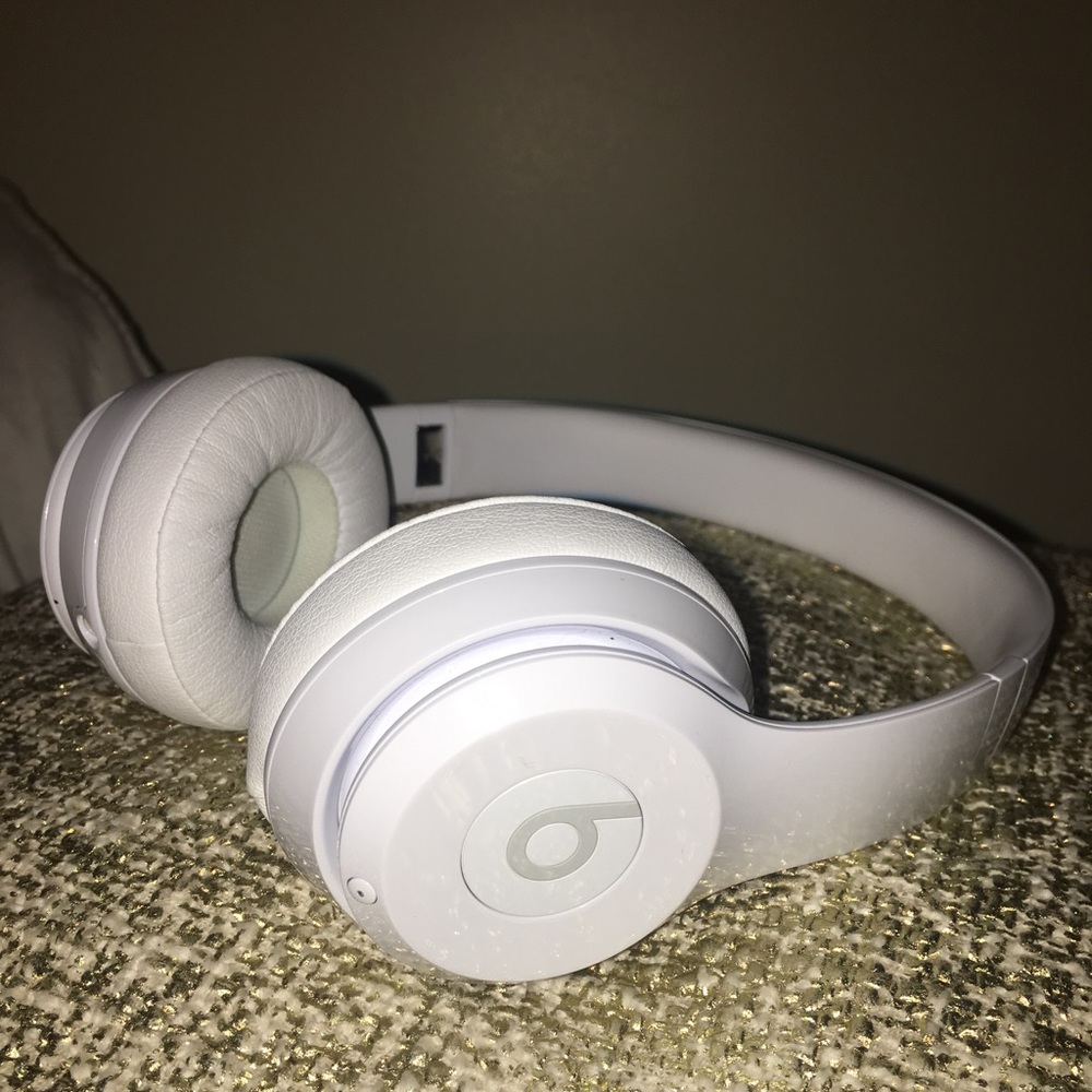 Beats Solo 3s Wireless