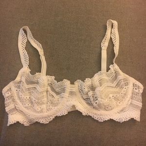 Cosabella size 1 lacy white bra with underwire