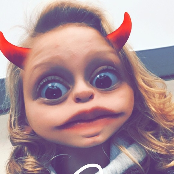 Meet your Posher, Madison - Picture 1 of 1