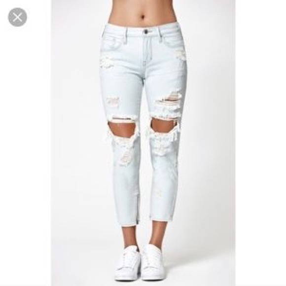 kylie boyfriend jeans