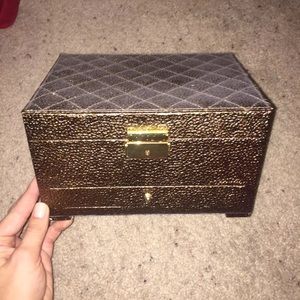 Ulta makeup/jewelry box