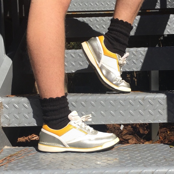 SILVER AND GOLD LEATHER STRIPED ROCKPORT SNEAKERS - Picture 1 of 7