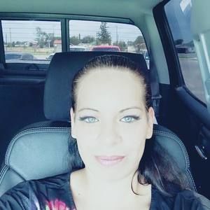 Meet your Posher, Justina