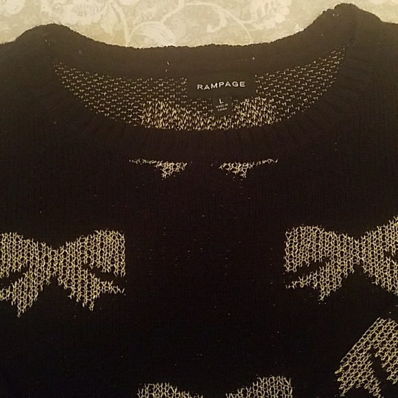 Black sweater with gold bowties - Picture 2 of 2