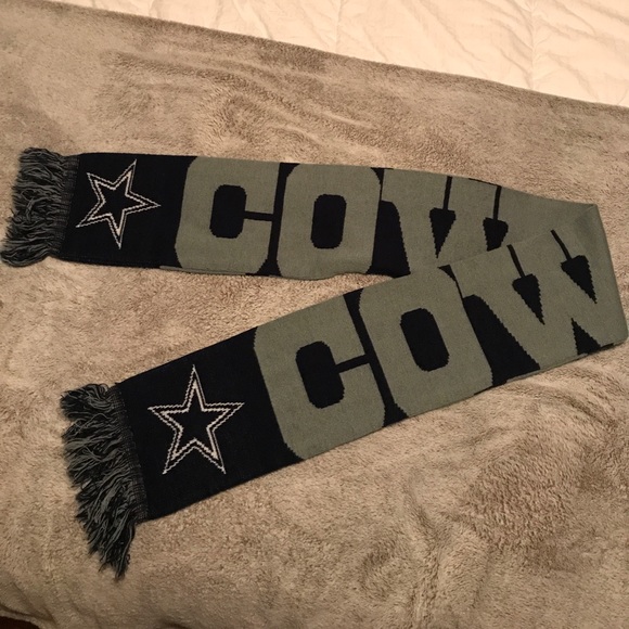 Dallas Cowboys Scarf - Picture 2 of 3