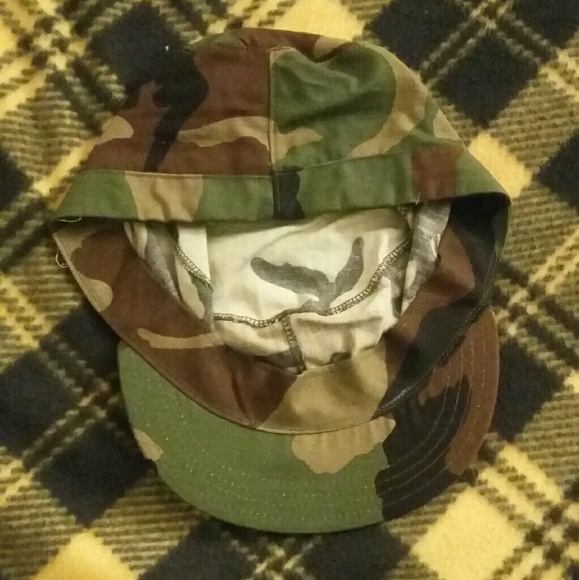Camouflage hat - Picture 2 of 2