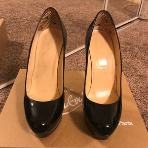Christian louboutin Bianca patent leather pumps!