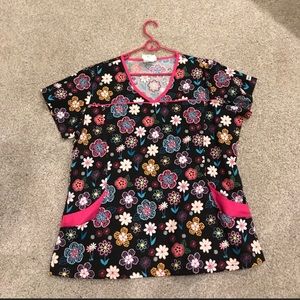 Scrubs top XL