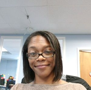 Meet your Posher, Stacy