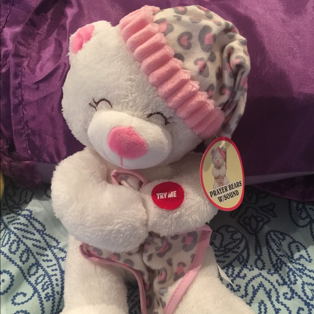 Teddy bear that recites the goodnight prayer