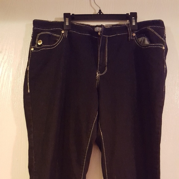 super cute jeans - Picture 2 of 4