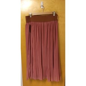 Mauve Pleated Midi Skirt