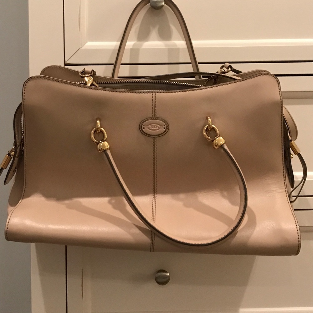 Tod’s satchel bag.