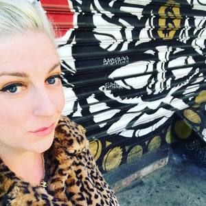 Meet your Posher, Caitlyn