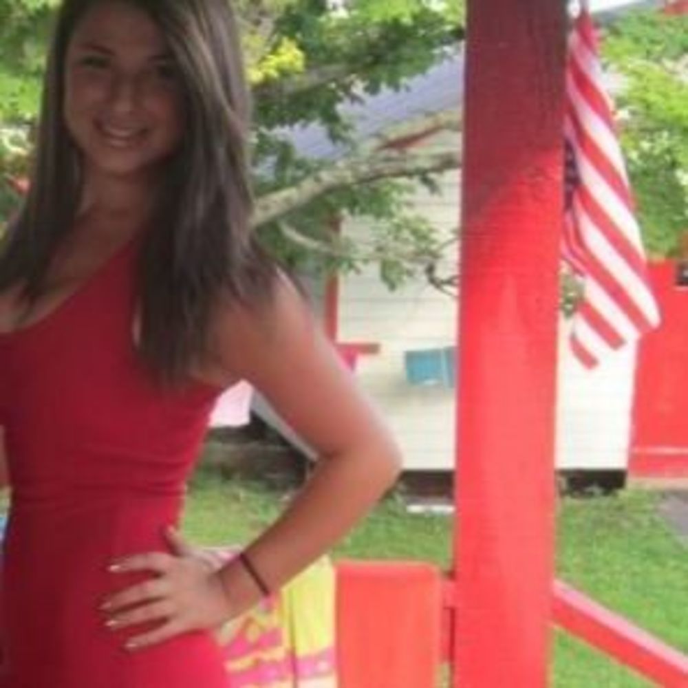 Meet your Posher, Alexandra