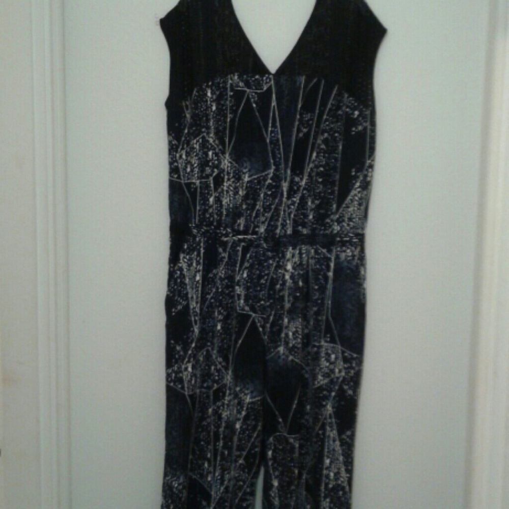 Abstract Print Jumper