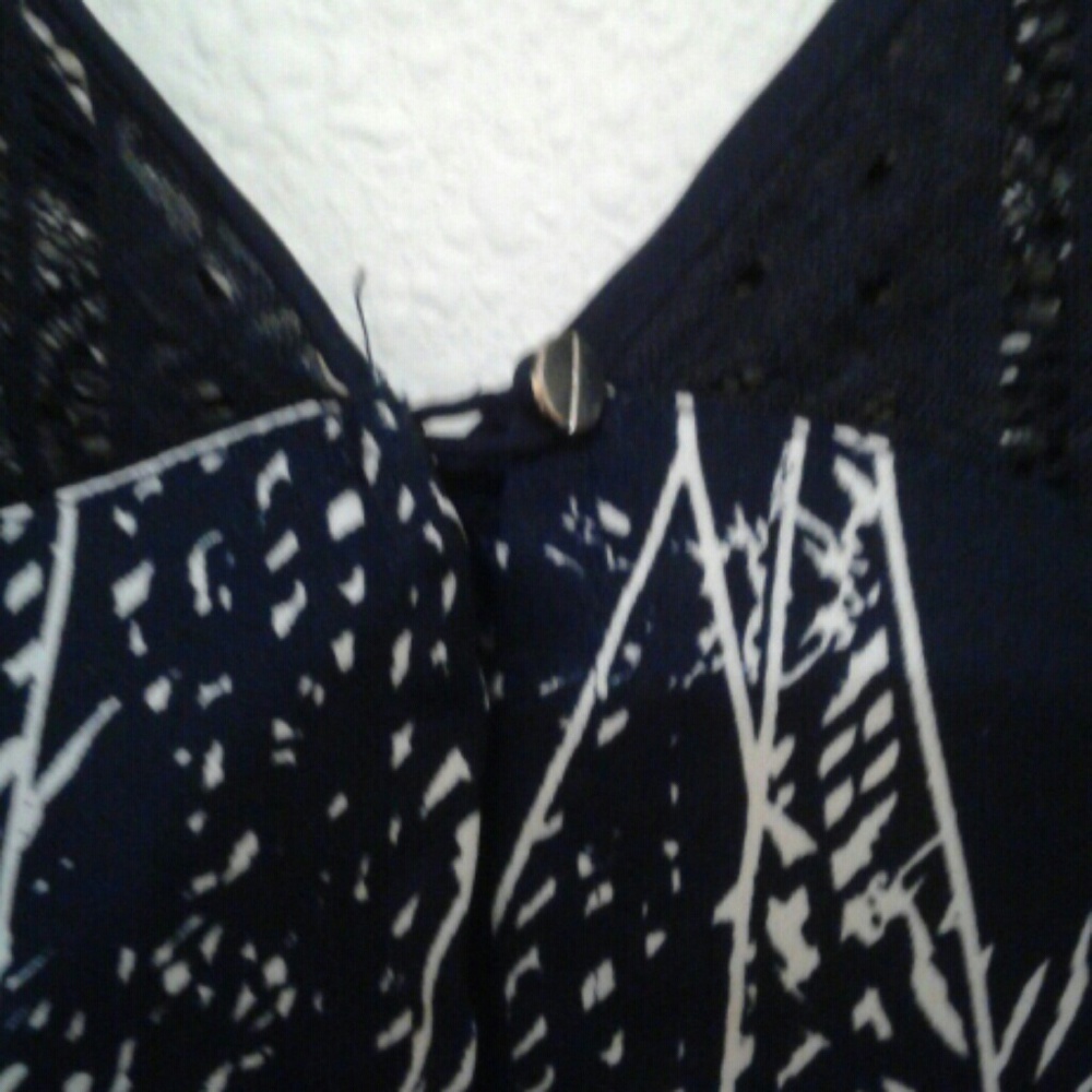 Abstract Print Jumper - Picture 8 of 8