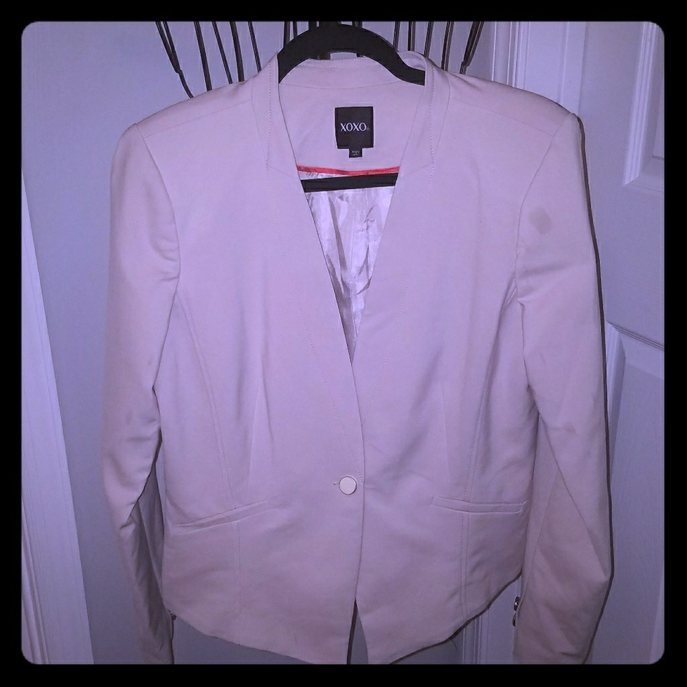 Xoxo structured blazer