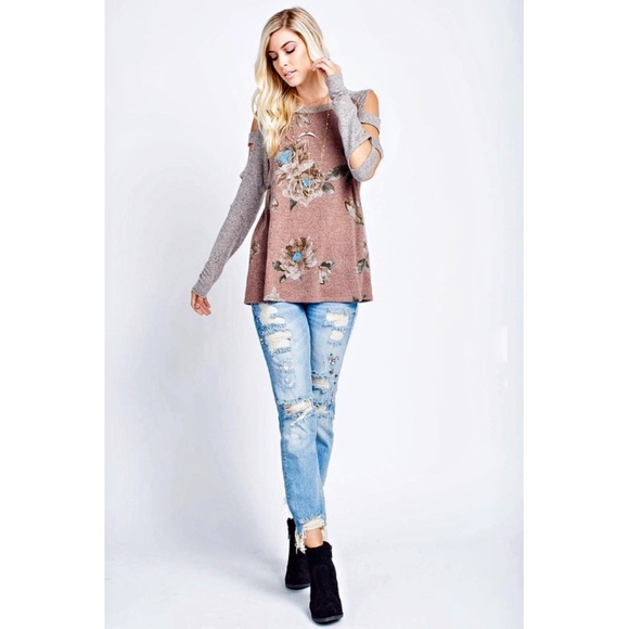 Cut out sweater - Picture 5 of 5