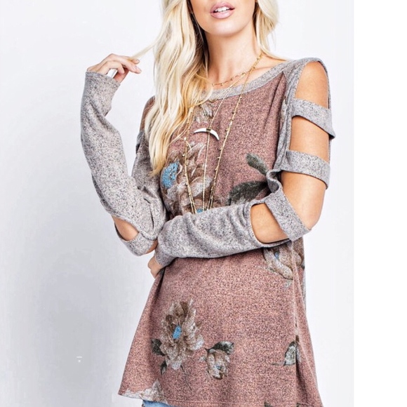 Cut out sweater - Picture 2 of 5