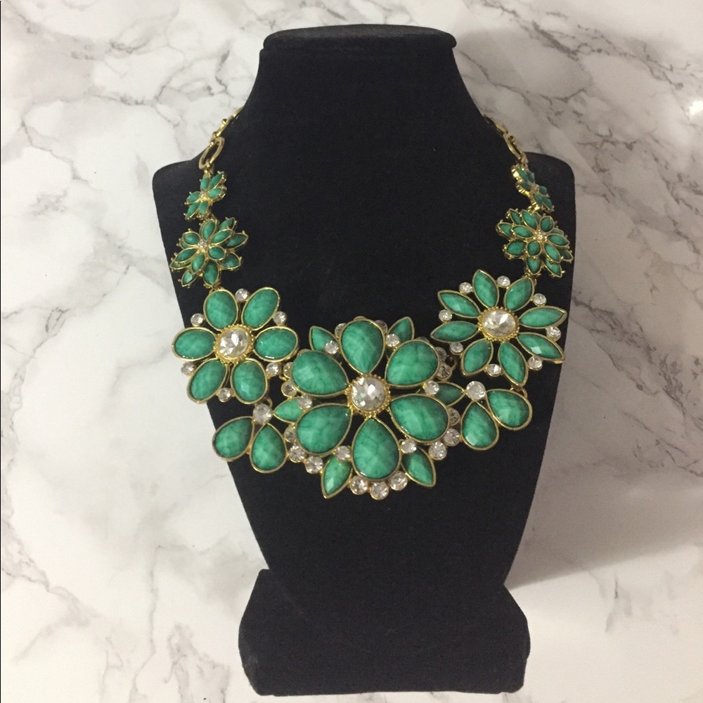 Amrita Singh Paragano necklace
