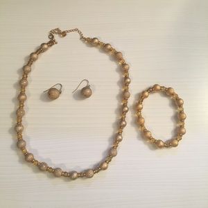 Premier Designs Jewelry Set