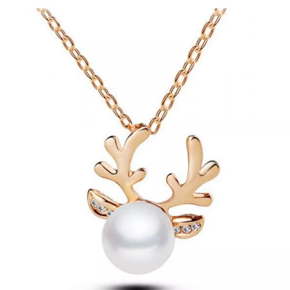 Reindeer necklace/earring Set