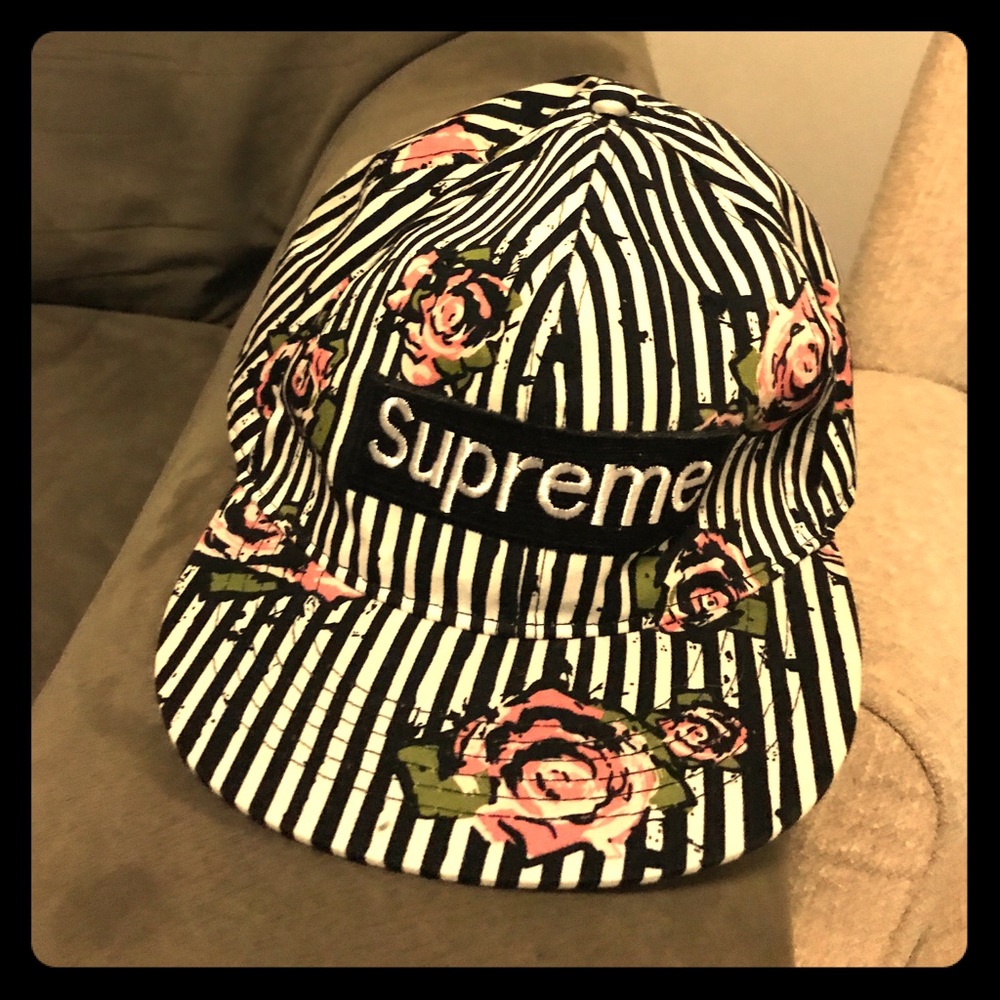 Supreme SnapBack