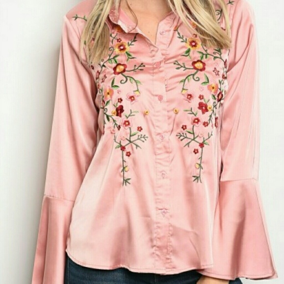 Dusty Pink Floral Embroidered top - Picture 2 of 4