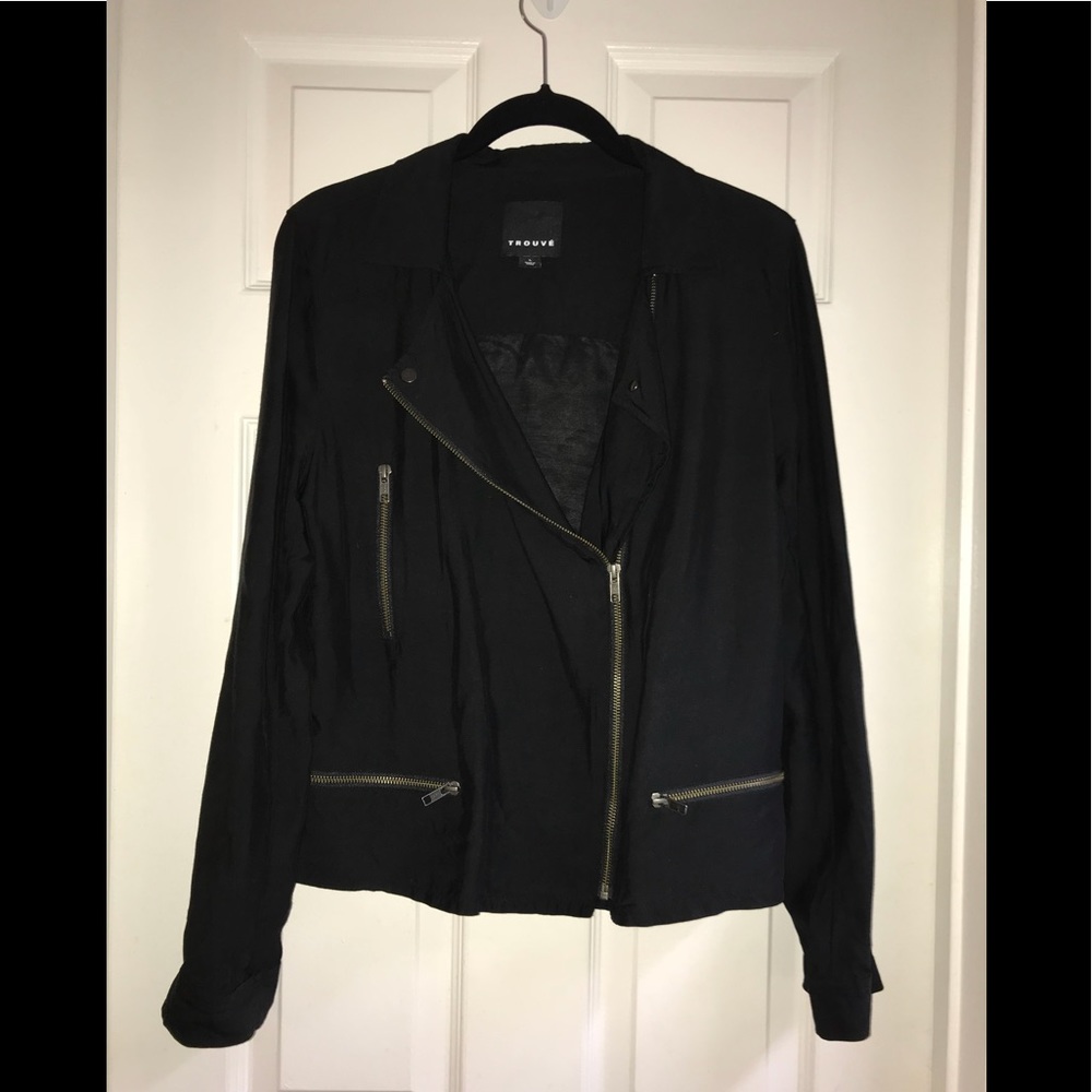 Black Jacket