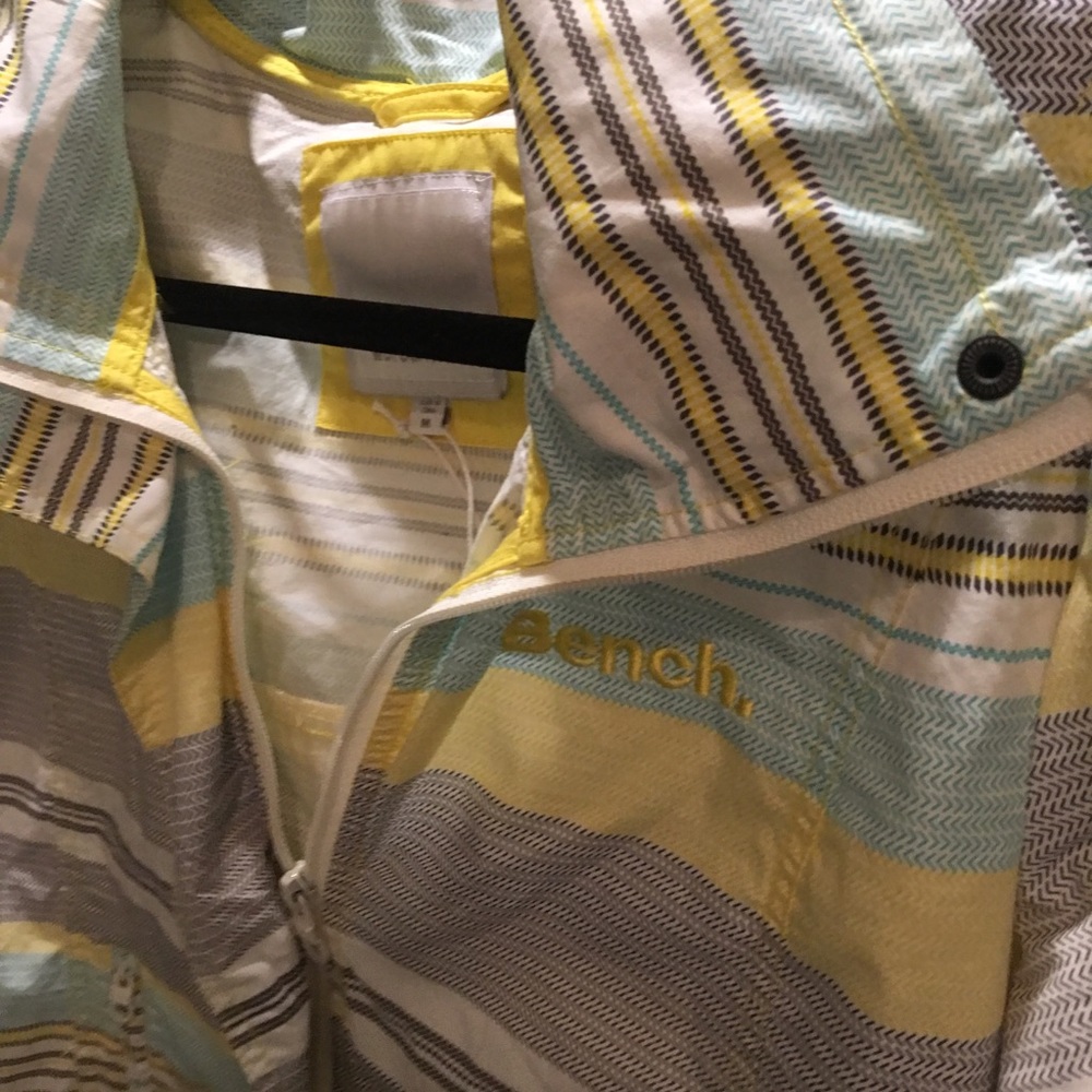 BENCH jacket - Picture 2 of 4