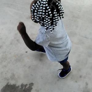 Meet your Posher, Roxanne