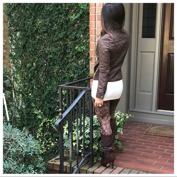 ✨LAST ONE ✨Brown quilted jacket - Picture 5 of 8