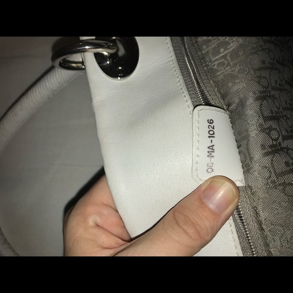 Christian Dior Large Ivory Lady Dior - Picture 6 of 7