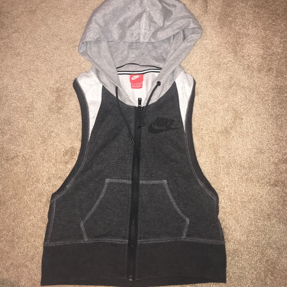 RE-Posh💜 Nike sport vest hoodie