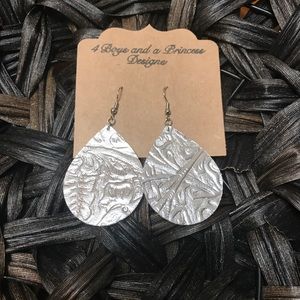 Handmade leather earrings