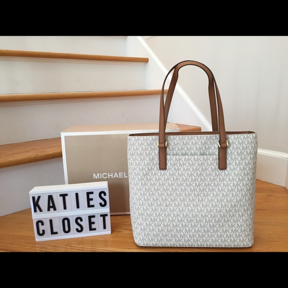 NWT MICHAEL KORS VANILLA - Picture 5 of 8